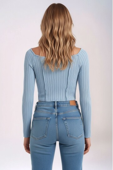 Kadın Yuvarlak Yaka Önden Bağcıklı Uzun Kol Fitilli Crop Boy Spor Şık Bluz